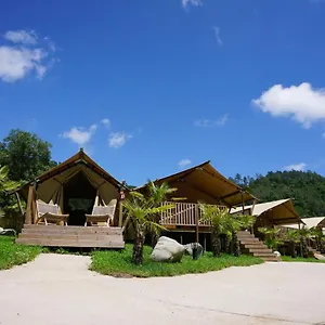 https://can-bora-lodges.topcostabravahotels.com